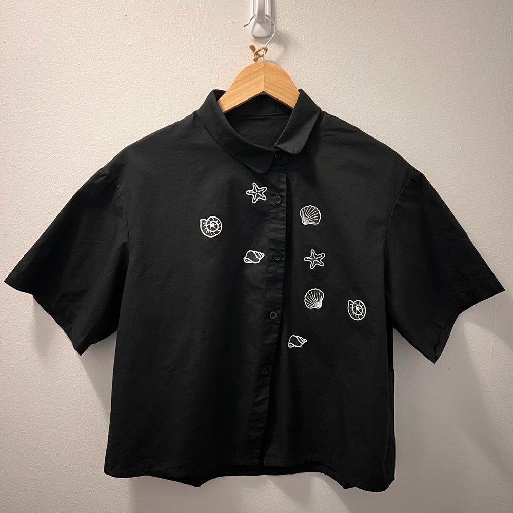 Black Short Sleeve with Culottes - Picture 3 of 8